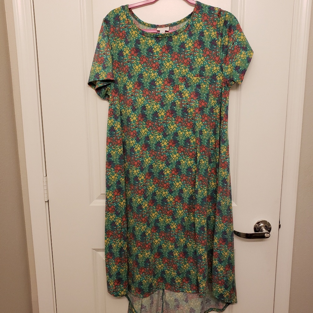 LuLaroe High-Low Carly Dress Floral Print w/Pocket
